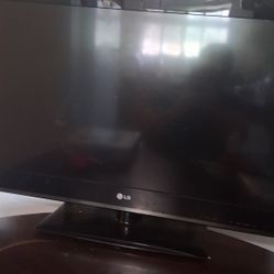 32 Inch LG Tv
