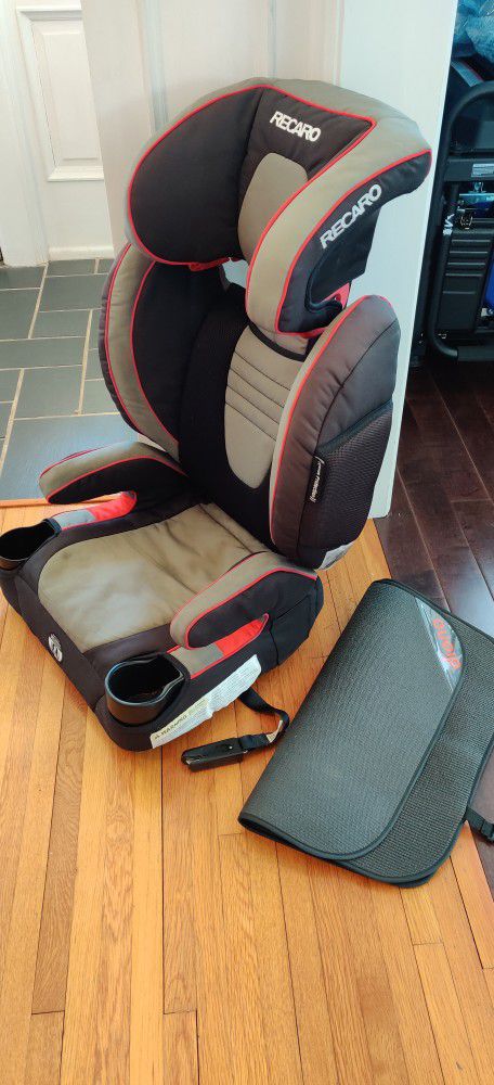 Recaro Vibe Racing Adjustable Child's Car Booster Seat In Great Shape!