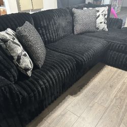 Cozy Couch 