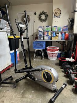 POOBOO Elliptical Trainer