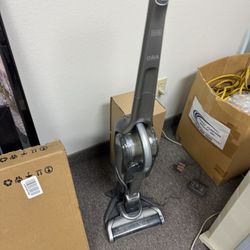 Black And Decker Cordless Vacuum 