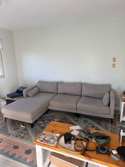 [PENDING PICKUP] Free grey couch