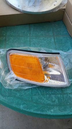Honda accord corner parking light