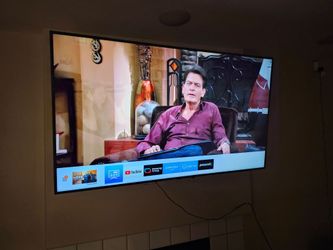 75" Samsung smart TV