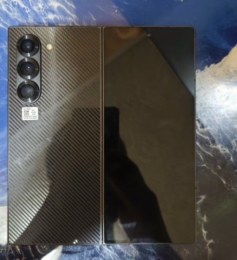 Samsung Z Fold 6 unlocked 512G 
