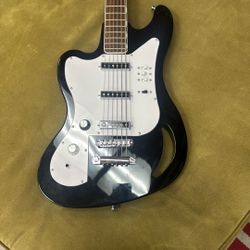 Eastwood Bass 6 Lefty