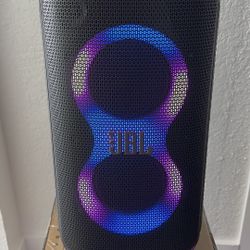 Jbl Partybox 120 Speaker Bluetooth Equipos De Música Parlantes Bocinas 