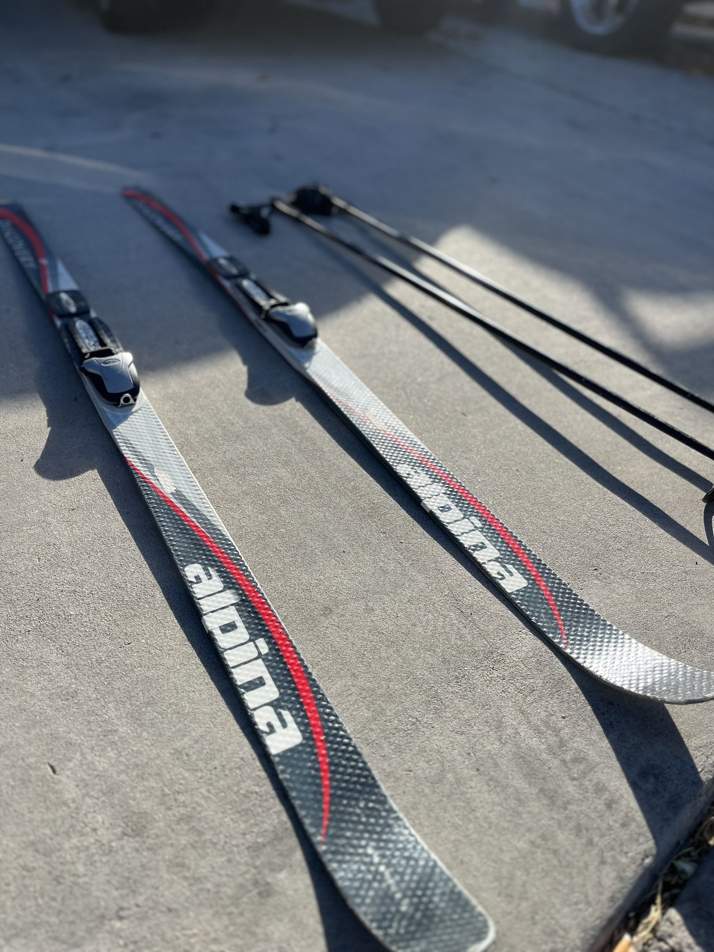 Alpina Discovery Cross Country Skis