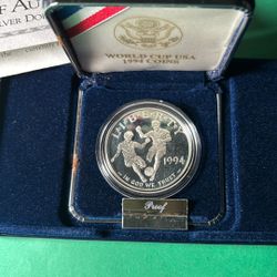Under Melt.1994 US Silver Dollar Coin.