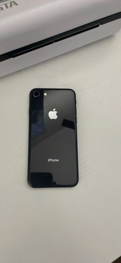 iPhone 8 (128 gb)