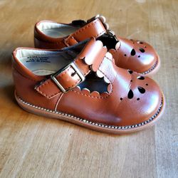 Brown Mary Jane Shoes, Size 6T, 13.5 cm, Barely Worn