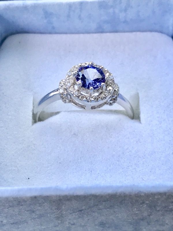 Sterling Silver FLAWLESS .25 TCW Alexandrite and .25 TCW White Sapphire Ring! Sz 6! $65 OBO