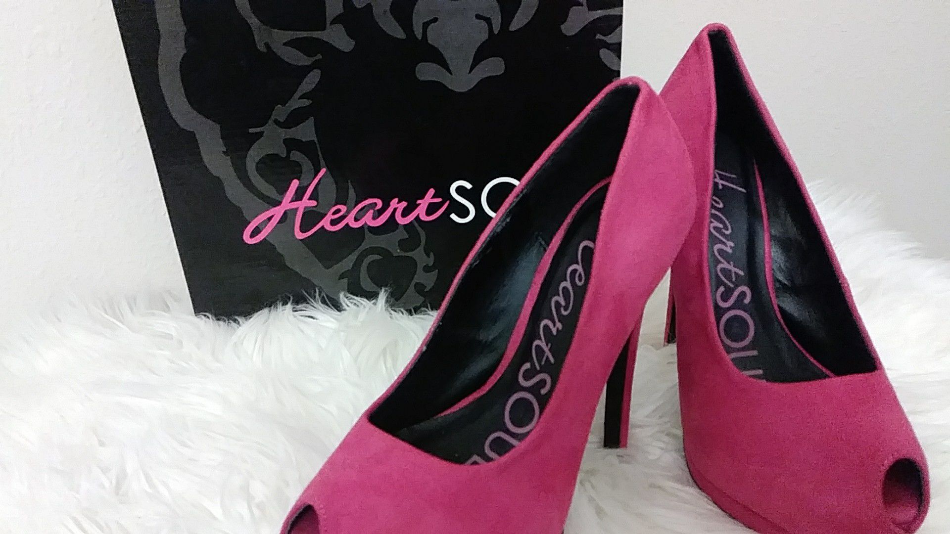 Sexy Faux Hot Pink heels brand new Size 6