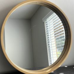 Round Wood Mirror – Modern Farmhouse Style