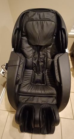 Massage Chair - Insignia