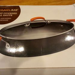 New Rachael Ray Covered Oval Saute