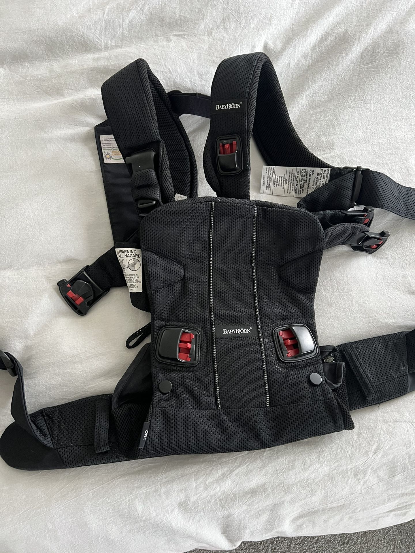 BabyBjorn air one carrier