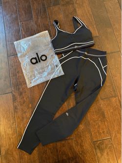 Alo Yoga Black Sports Bra and Leggings Set