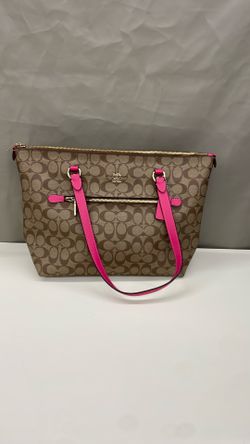 Coach purse. Item No 731 (Shopgoodwill)