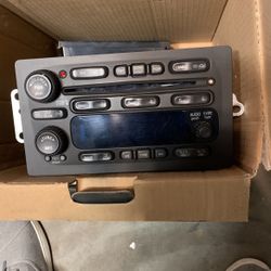 Chevy Silverado 2005 1500 Stock Stereo