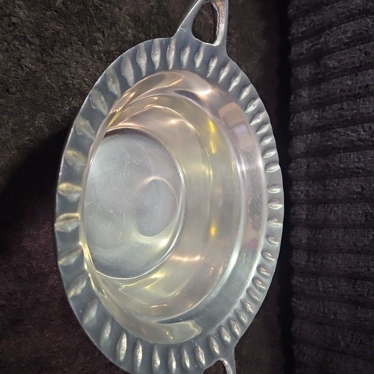 Pewter Hammered Aluminum Mexican Serving Bowl