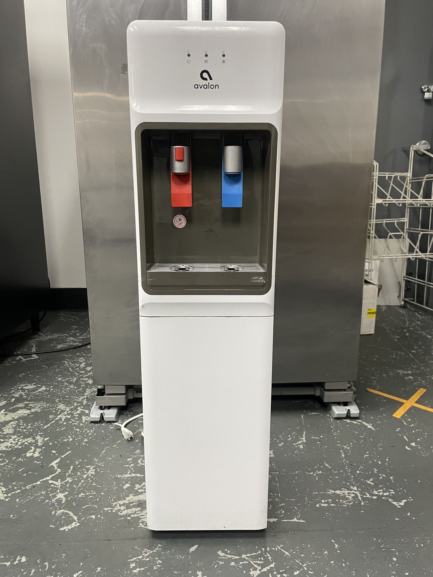 Water Dispenser