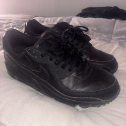 NIKE AIR MAX 90 MENS 9.5 OFFERS ACCEPTED