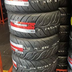 245 40 17 Set Of Tires 