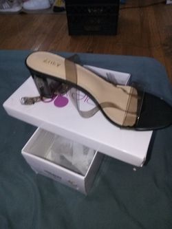 High Heels For The Girls 