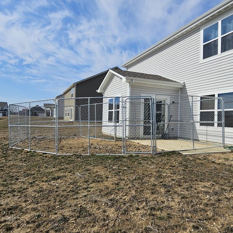 2 10x10x6 Dog Kennels for Sale in Greenwood, IN OfferUp