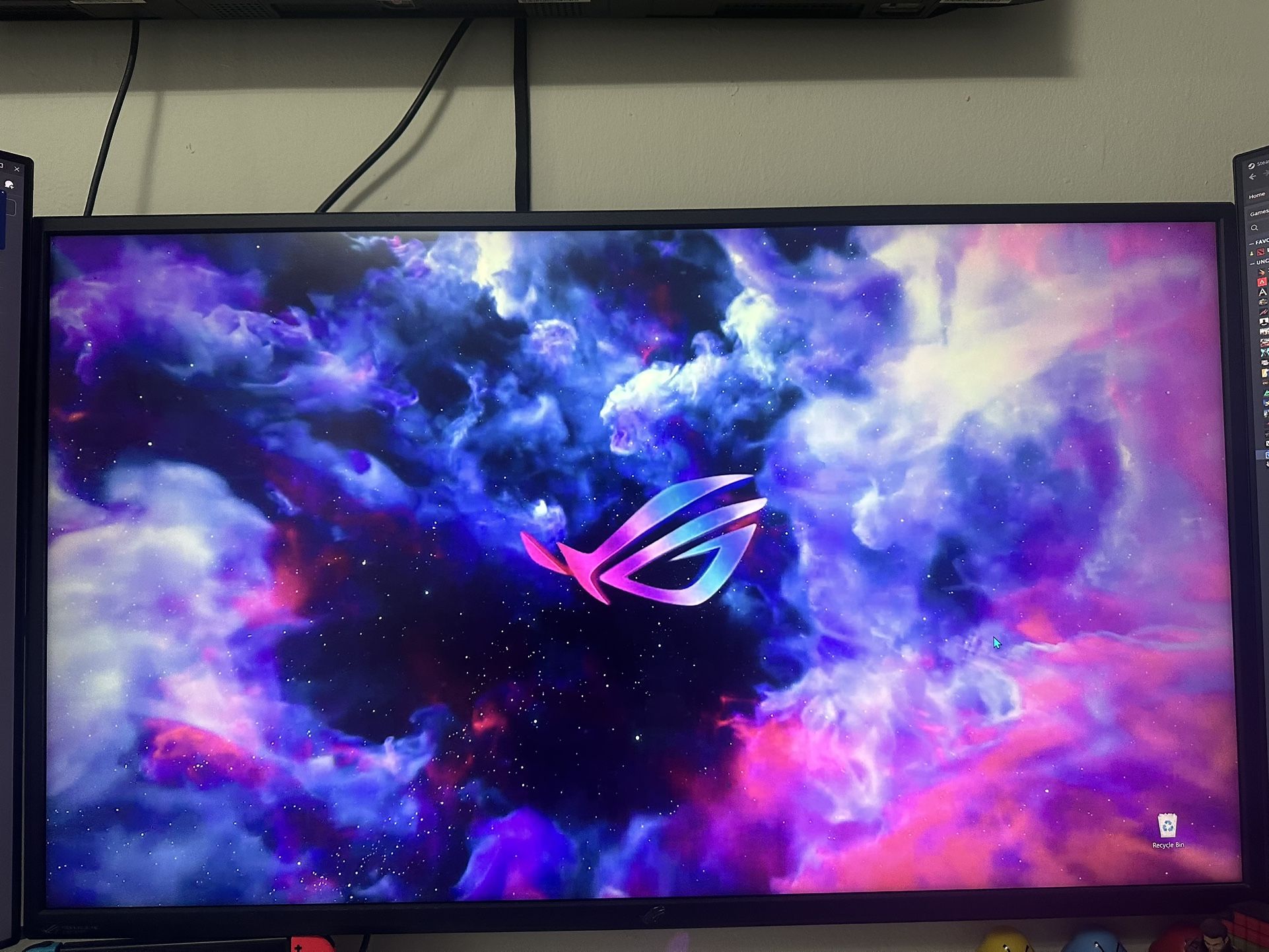 ASUS ROG Strix XG438Q 43" 3840 x 2160 4K Resolution 120Hz