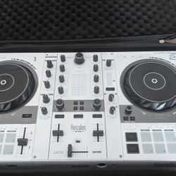 DJ Controller Hercules DJControl Inpulse 500 (White Edition) + Carrying Case + Serato License