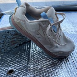 Altra Lone Peak 7 Women’s Size 8