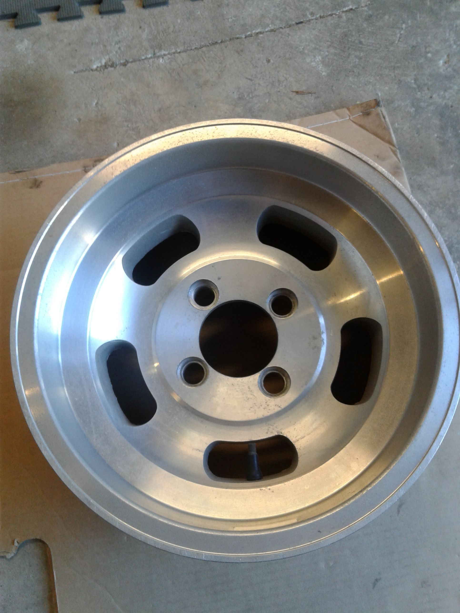 American Racing wheel, 14X7 / 4X114.3 / Datsun / 4 X 114.3