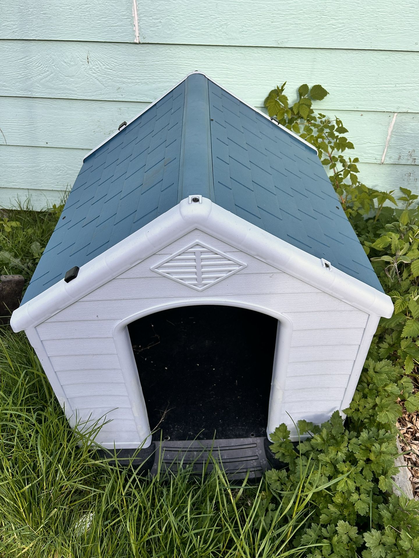 Dog house, Cat house for small Pets and animals