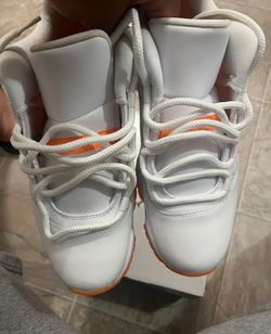 Jordan 11 Retro Low Citrus 11.5