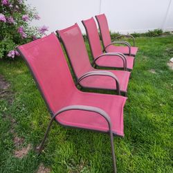 4 Outdoor Patio Chairs $20