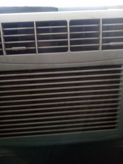 Window AC unit