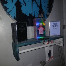 Emily In Paris & Diva Girl Shine Sugar Parfumes