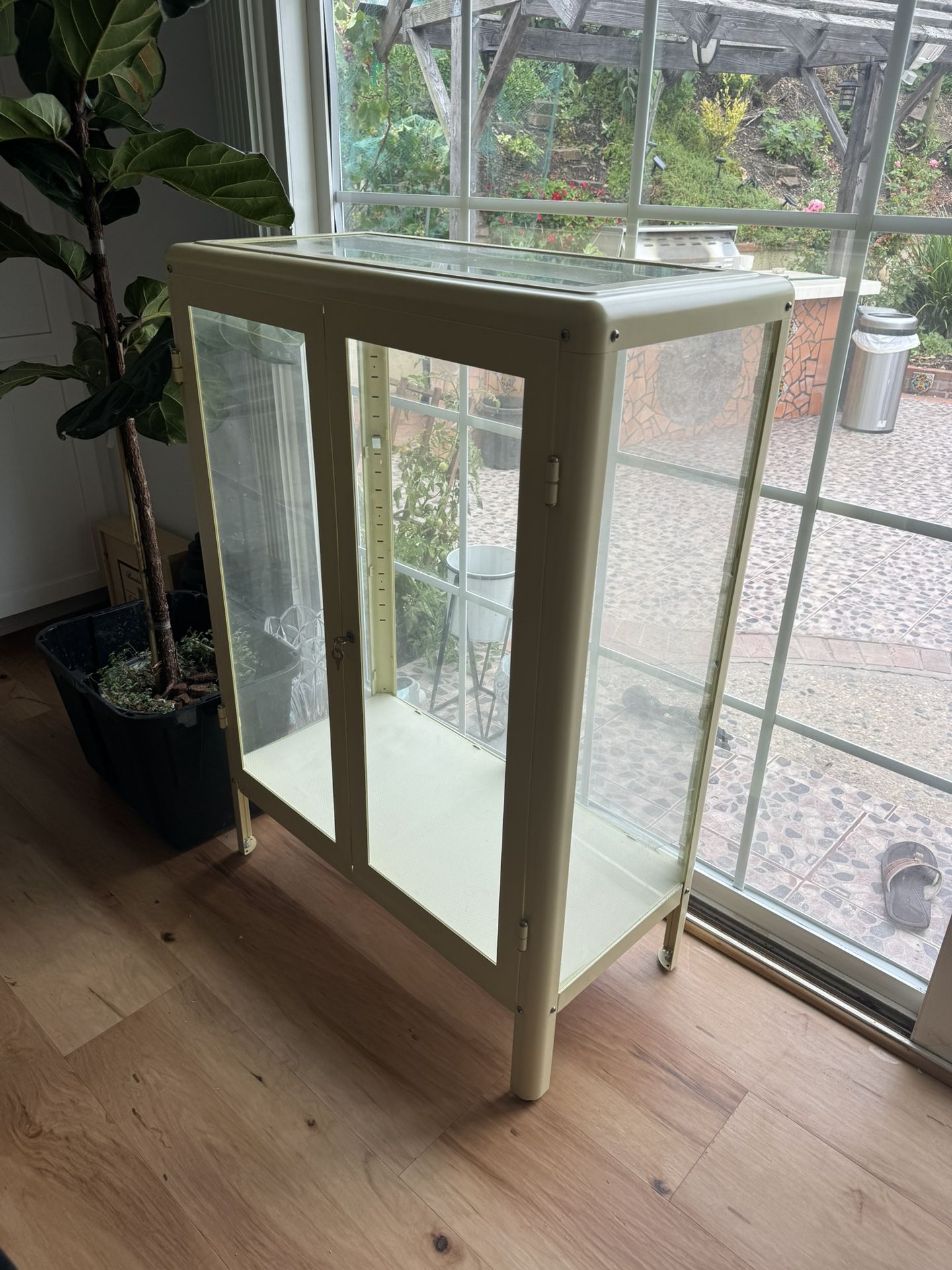 IKEA Yellow Glass Cabinet Fabrikor