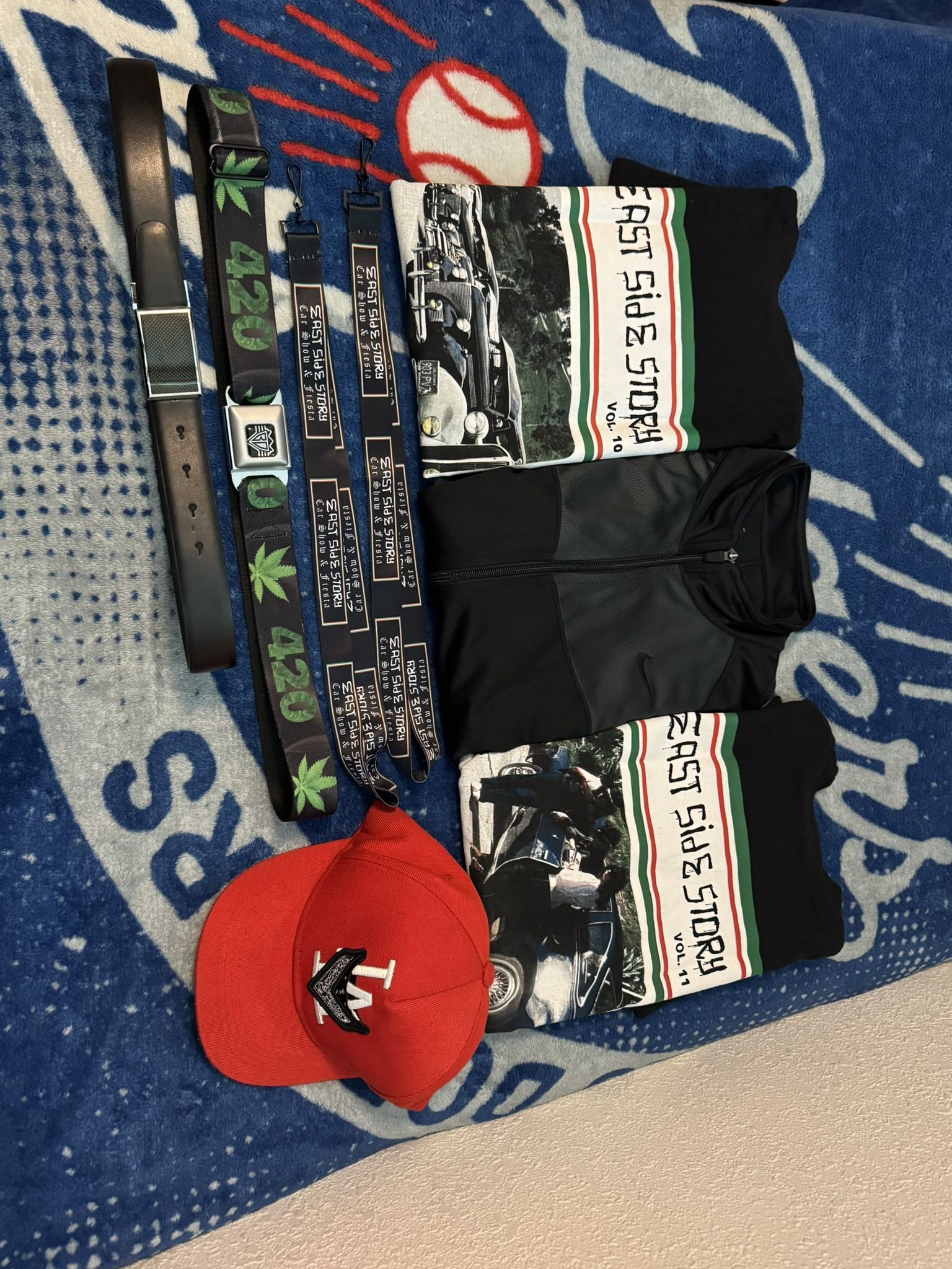 Men nike sweater, shirts size S men