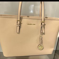 Michael Kors Jet Set Tote – NEW With Tags – Soft Pink – $298 Retail 