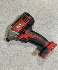 Milwaukee M18 1/4 hex Impact