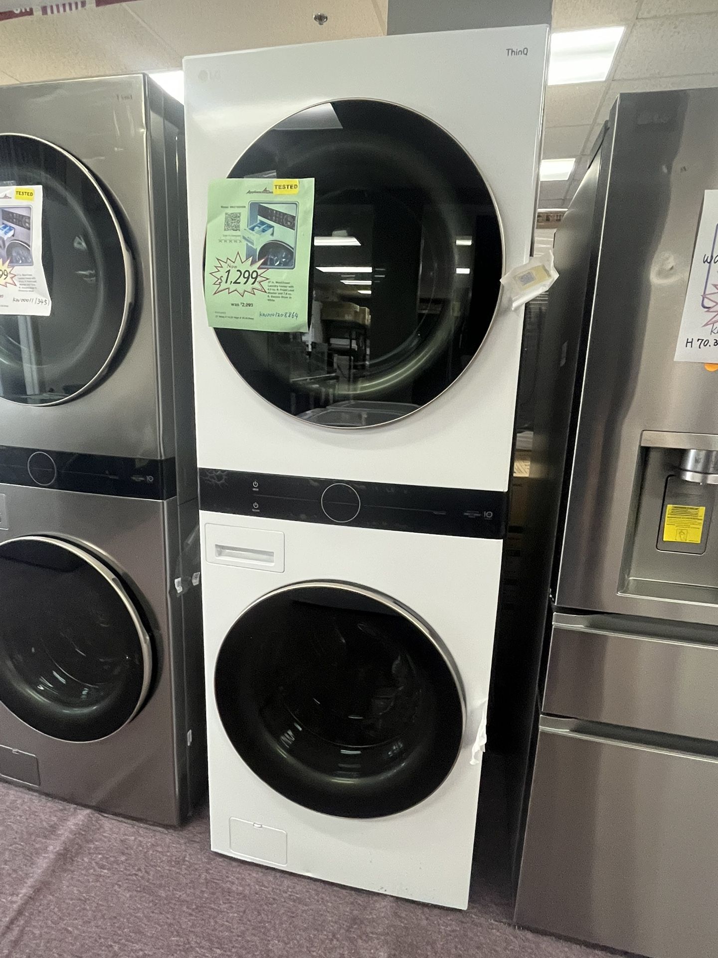 27’ Stackable Washer And Dryer WashTower LG White New Scratch And Dents