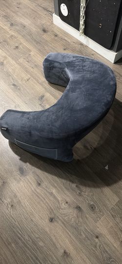 Pillow lap desk