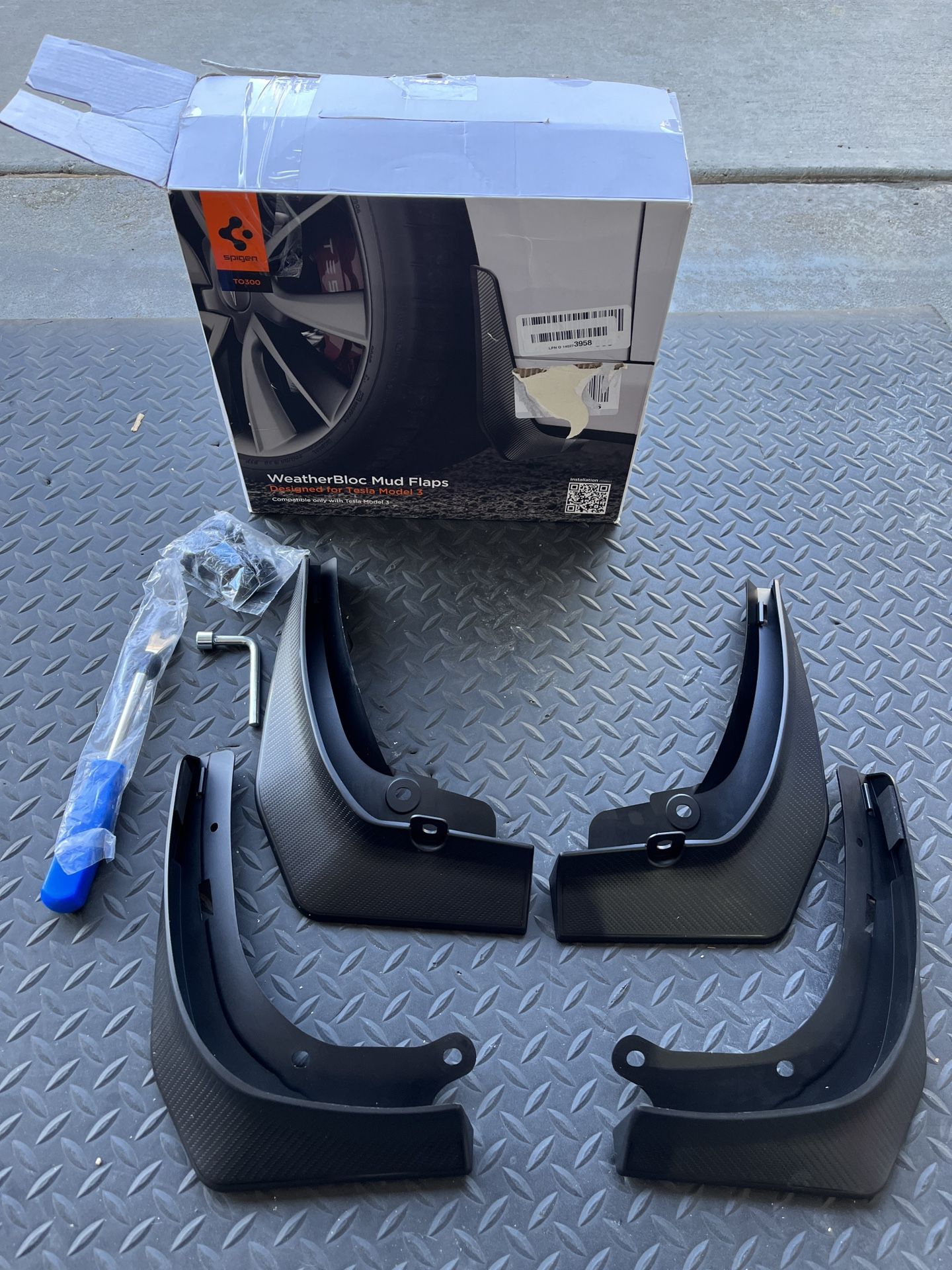 Spigen WeatherBloc Mud Flaps (Carbon Edition) Designed for Tesla Model 3