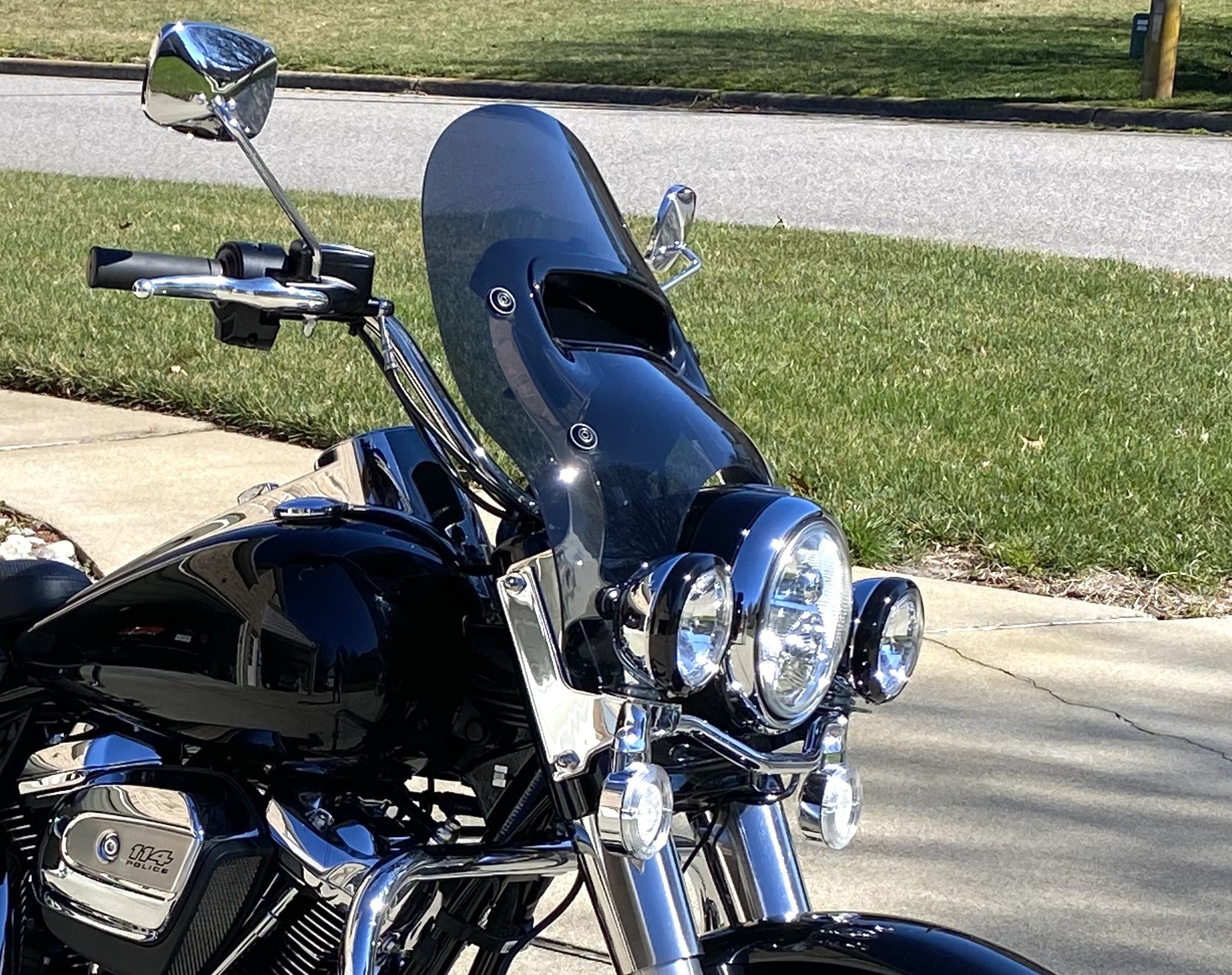   Harley Davidson Detachable Wind Splitter Vented Windshield