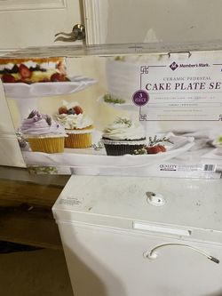 Cake Or Serving Plate Set 