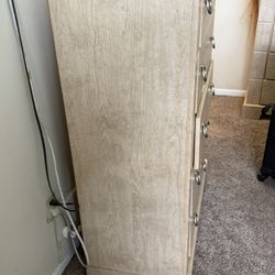 Queen Bedroom Set