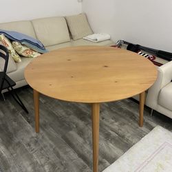 Round Table 42X29(high)